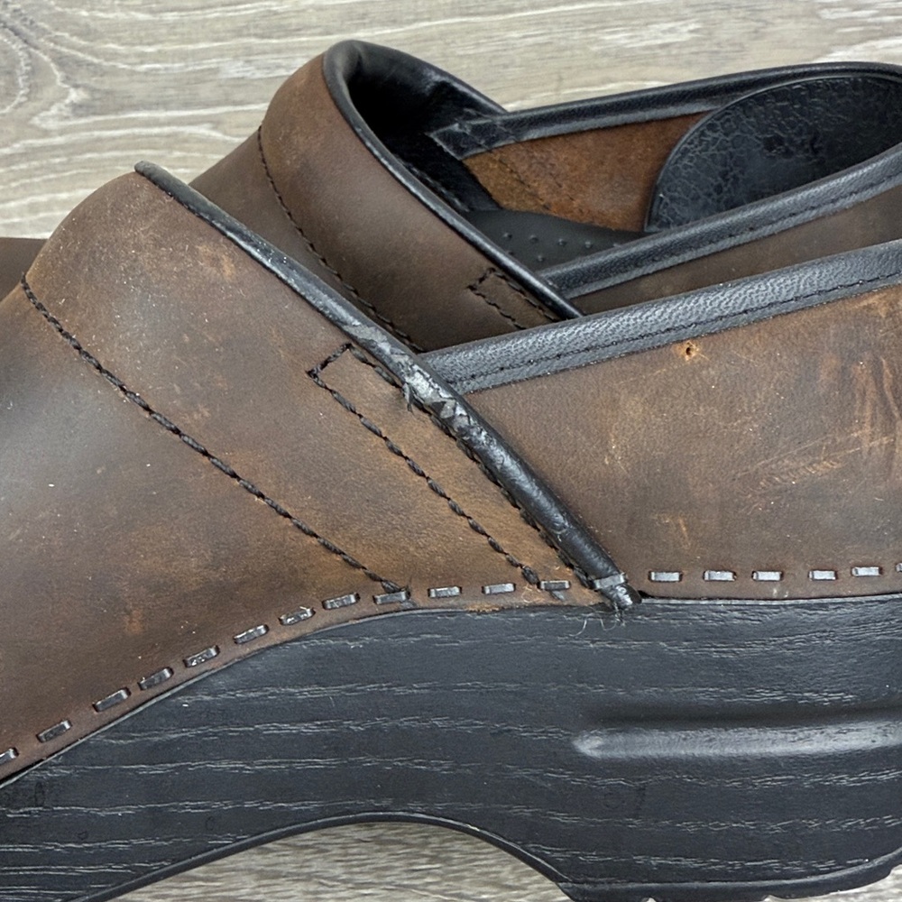 Dansko Professional Oiled Brown Leather Clogs Size 37 (6.5-7) - Picture 11 of 11